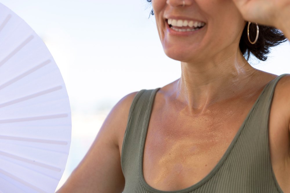 Como cuidar da pele oleosa nos dias mais quentes