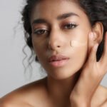 Como escolher base para pele madura sem errar