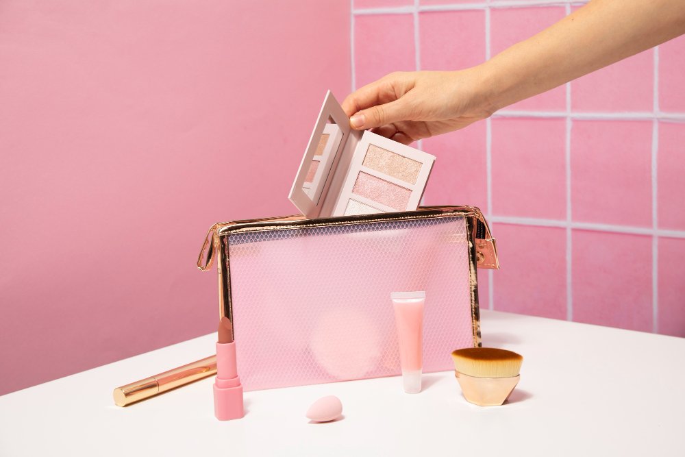 Itens de beleza para levar na bolsa sem exagerar