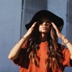 Acessórios que levantam qualquer look básico